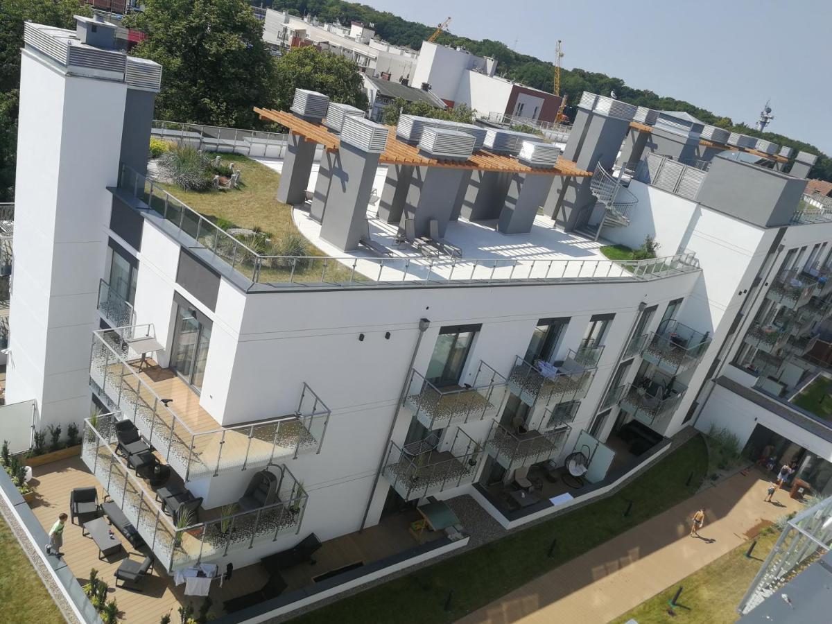 Ferienwohnung Nadmorskie Tarasy Kolberg Exterior foto